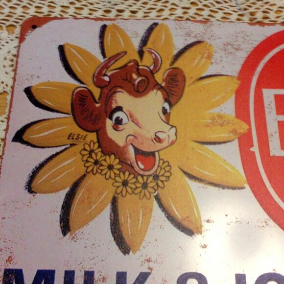 Distressed look, vintage reproduction Borden milk and ice cream sign - Picture 3 of 4